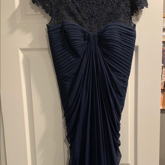 Tadashi navy gown size small, can fit 4/6/8 - Picture 2 of 4